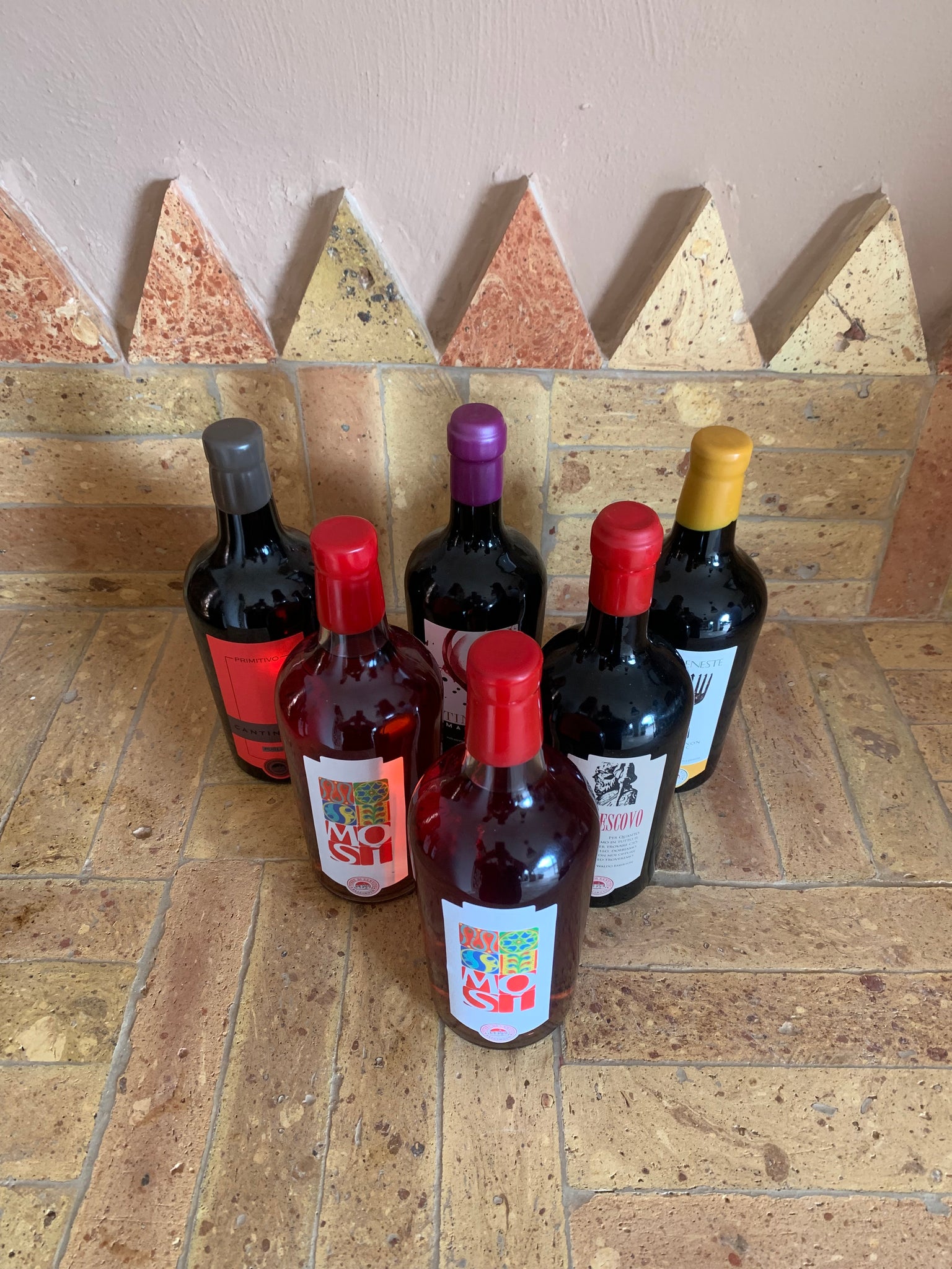 Mixed case of 6 bottles incl 2x Mosi - Organic Status